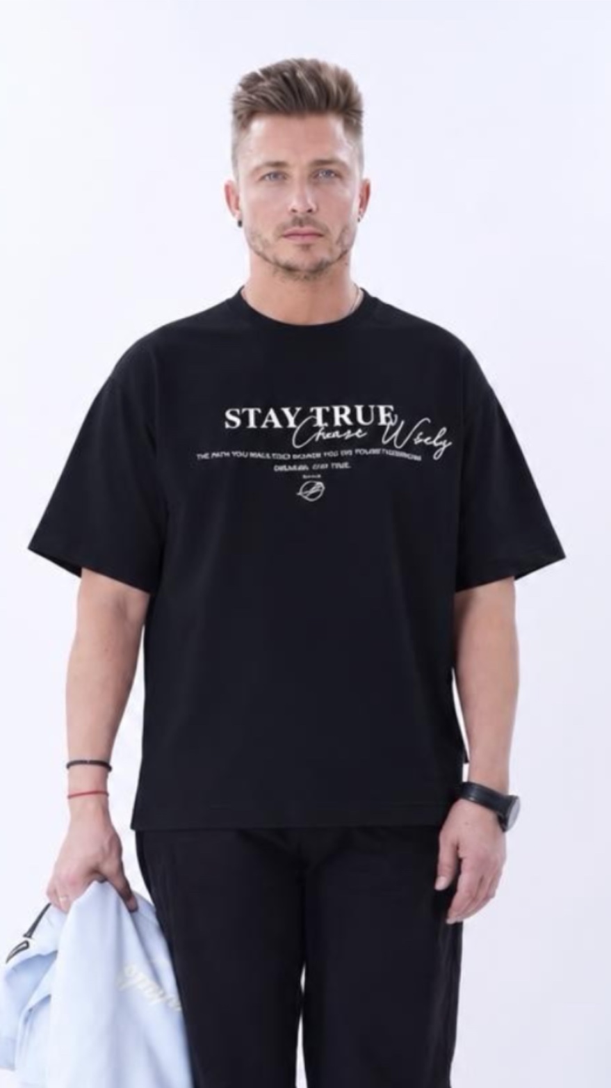 ФУТБОЛКА “STAY TRUE”